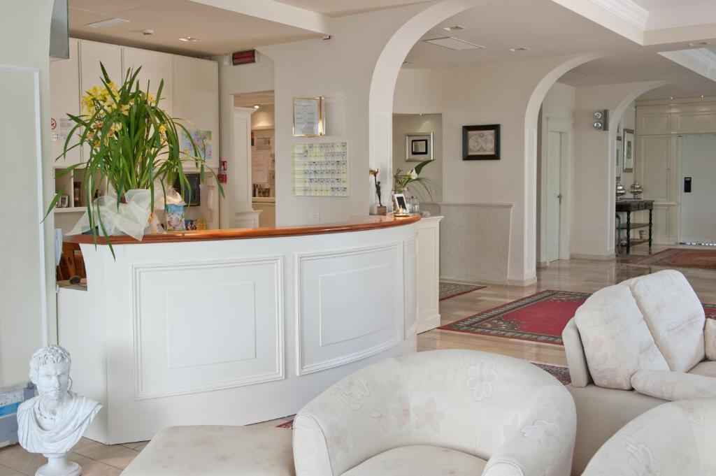 Hotel Derby Exclusive Milano Marittima Esterno foto