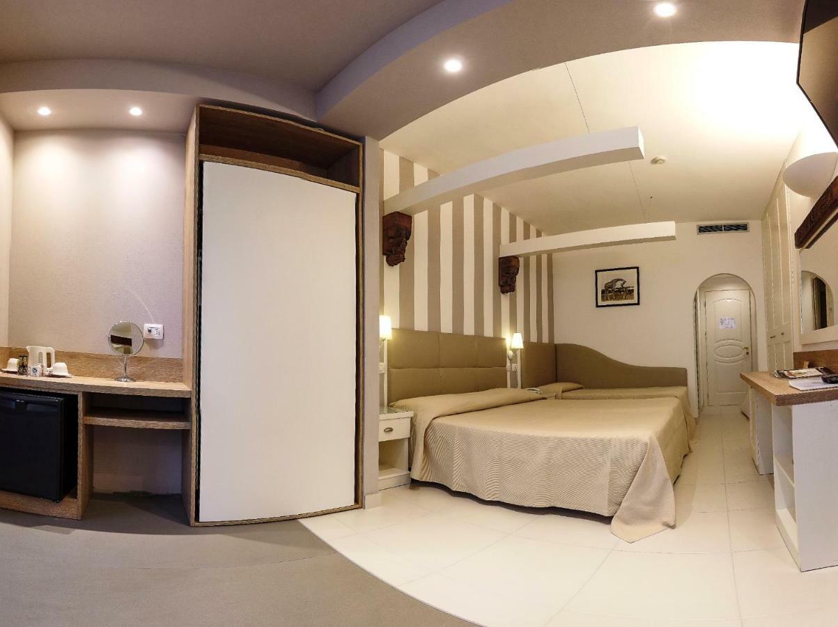 Hotel Derby Exclusive Milano Marittima Esterno foto